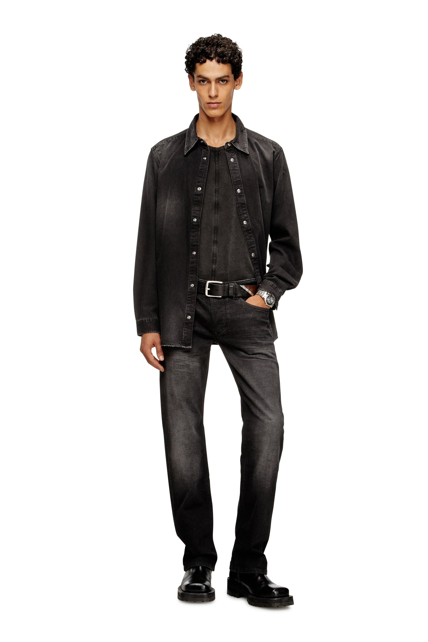 Long-sleeve denim shirt