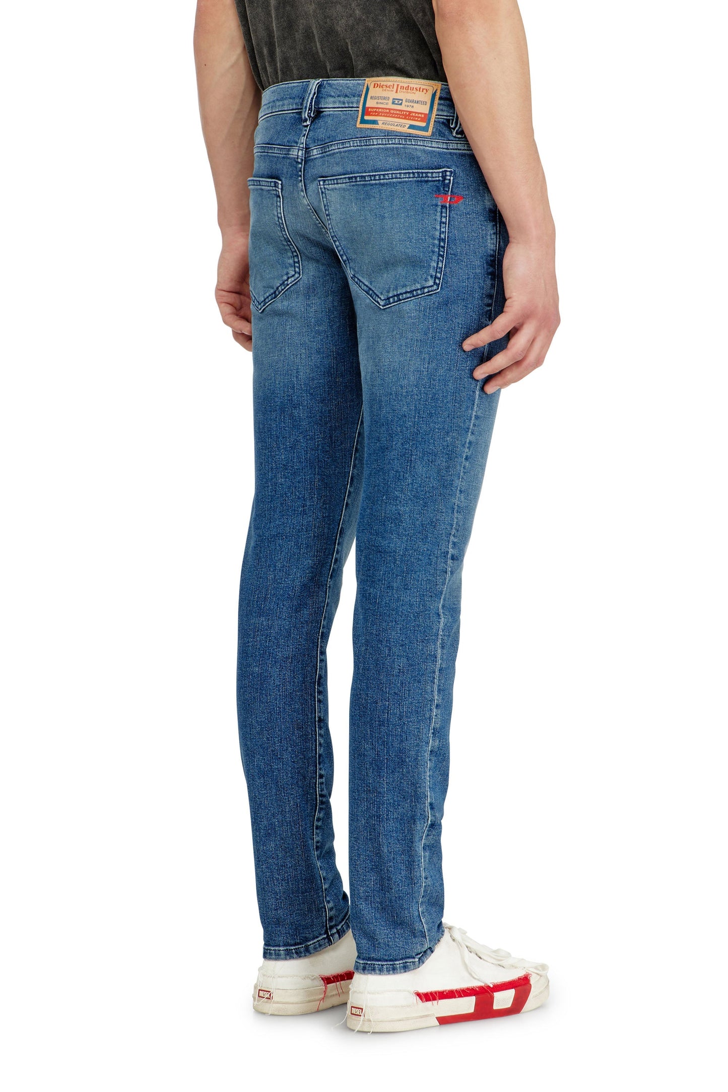 Slim Jeans Regular Waist 2019 D-Strukt