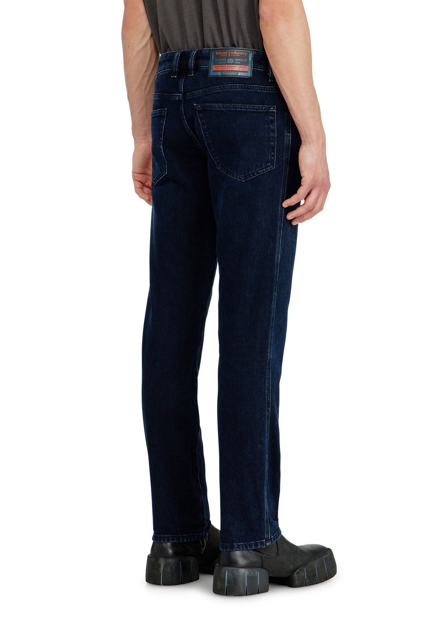 Slim Jeans Regular Waist 1993 D-Vyl