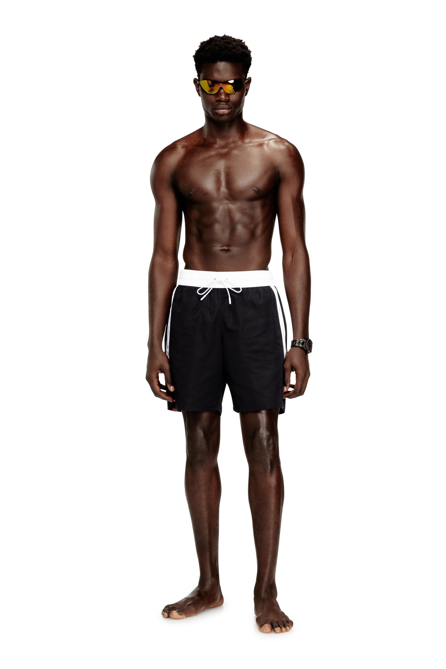 Swim shorts with contrast waistband