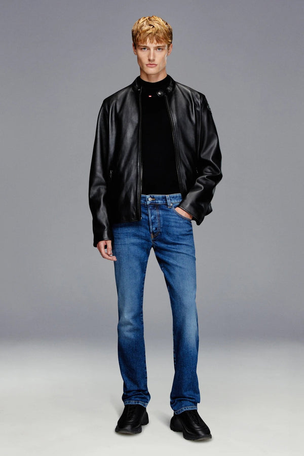1993 D-Vyl — An iconic Slim straight leg fit that sits at the natural waist. A truly iconic heartthrob.